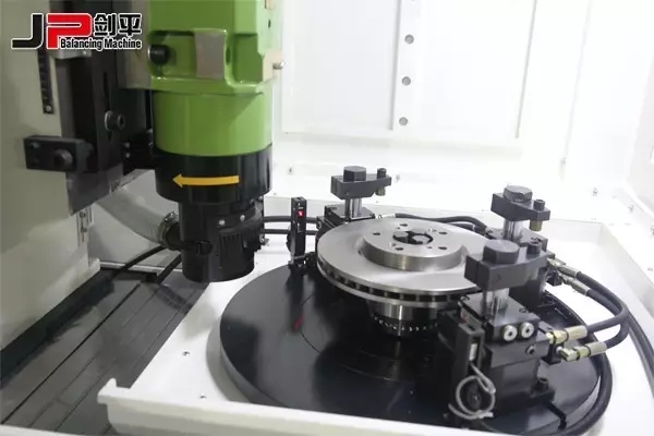 剎車(chē)盤(pán)全自動(dòng)平衡機(jī)